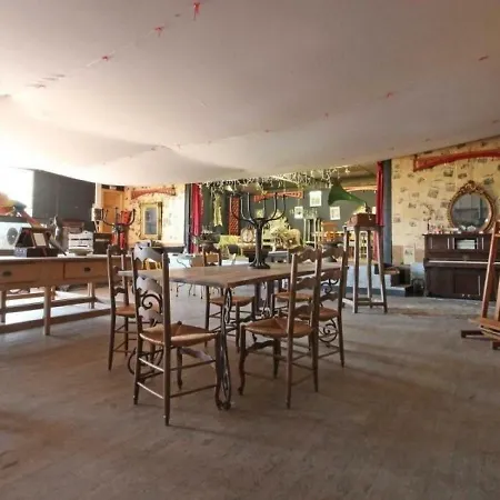 House Le Bellemois * Belleme